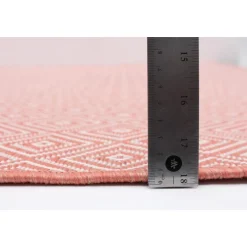 Outdoor 7 x 10 ft Rug
