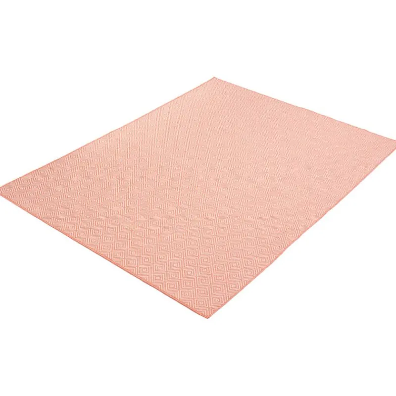 Outdoor 7 x 10 ft Rug