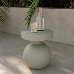 Meubles South Shore Outdoor Side Table