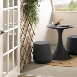 Meubles South Shore Round outdoor side table